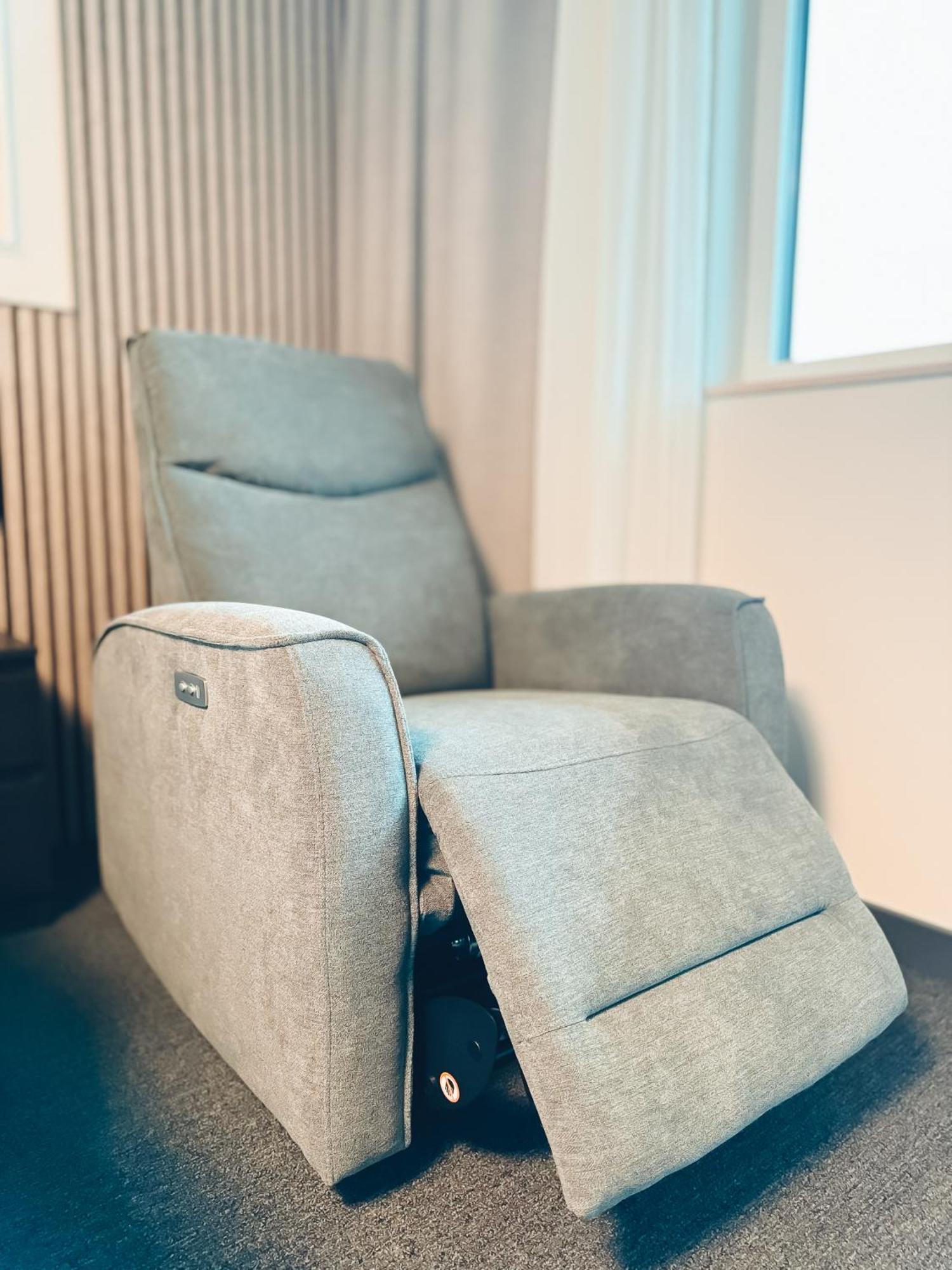 F Hotel 24H Check-In Hörsching Екстериор снимка